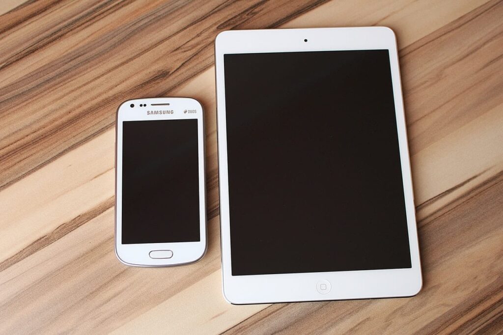 Tablet en telefoon header uitgelichte afbeelding