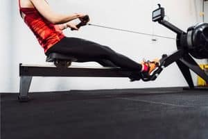 Roeien op roeitrainer